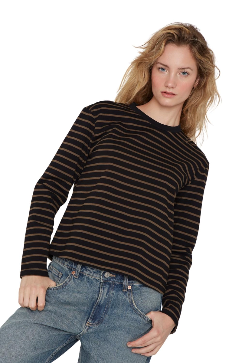 POLERA ALASKA RAYAS EN COLOR NEGRO JACINTA TIENDA - 3