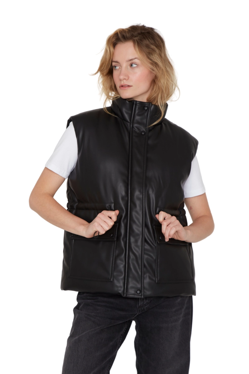 CHAQUETA KYLIE EN COLOR NEGRO JACINTA TIENDA - 3