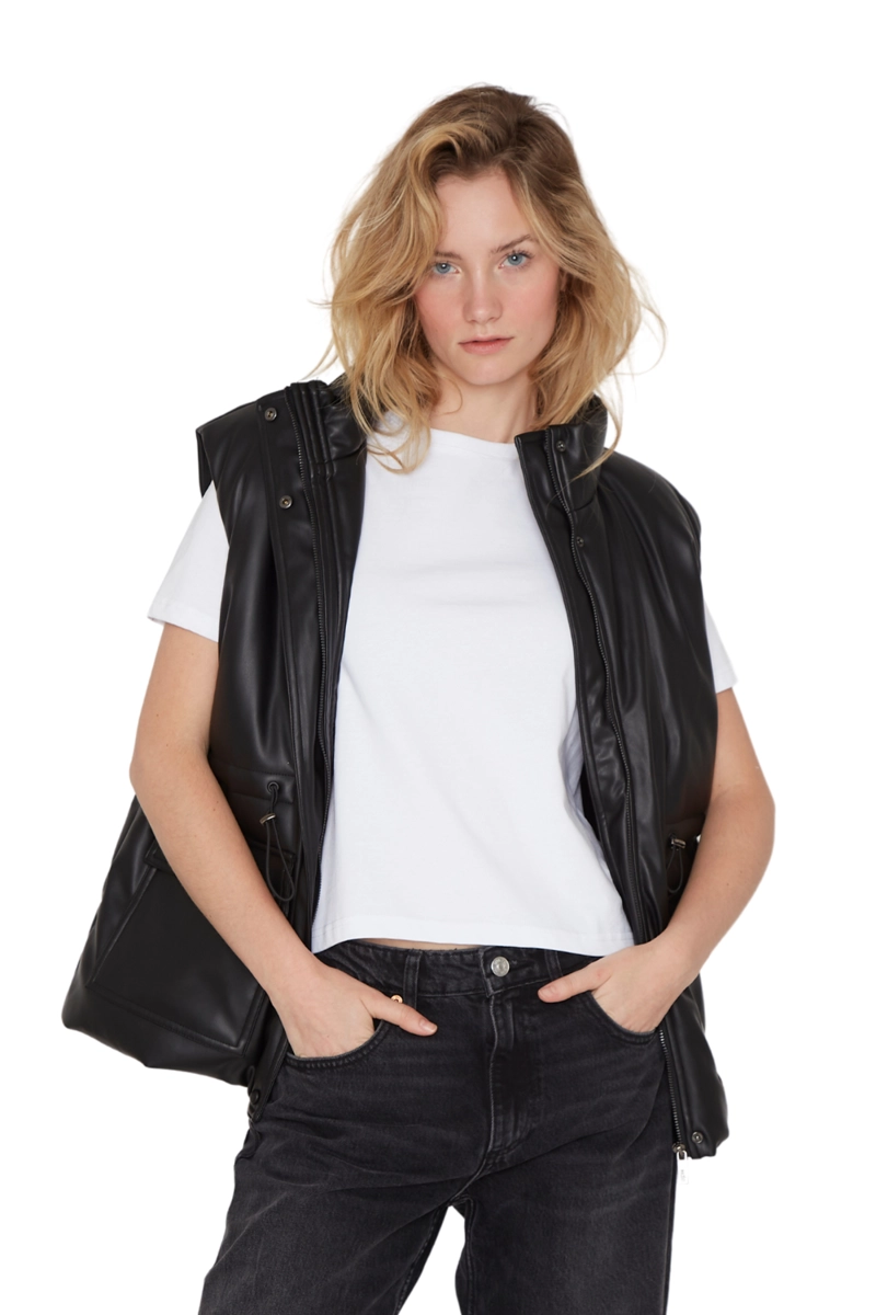CHAQUETA KYLIE EN COLOR NEGRO JACINTA TIENDA - 4