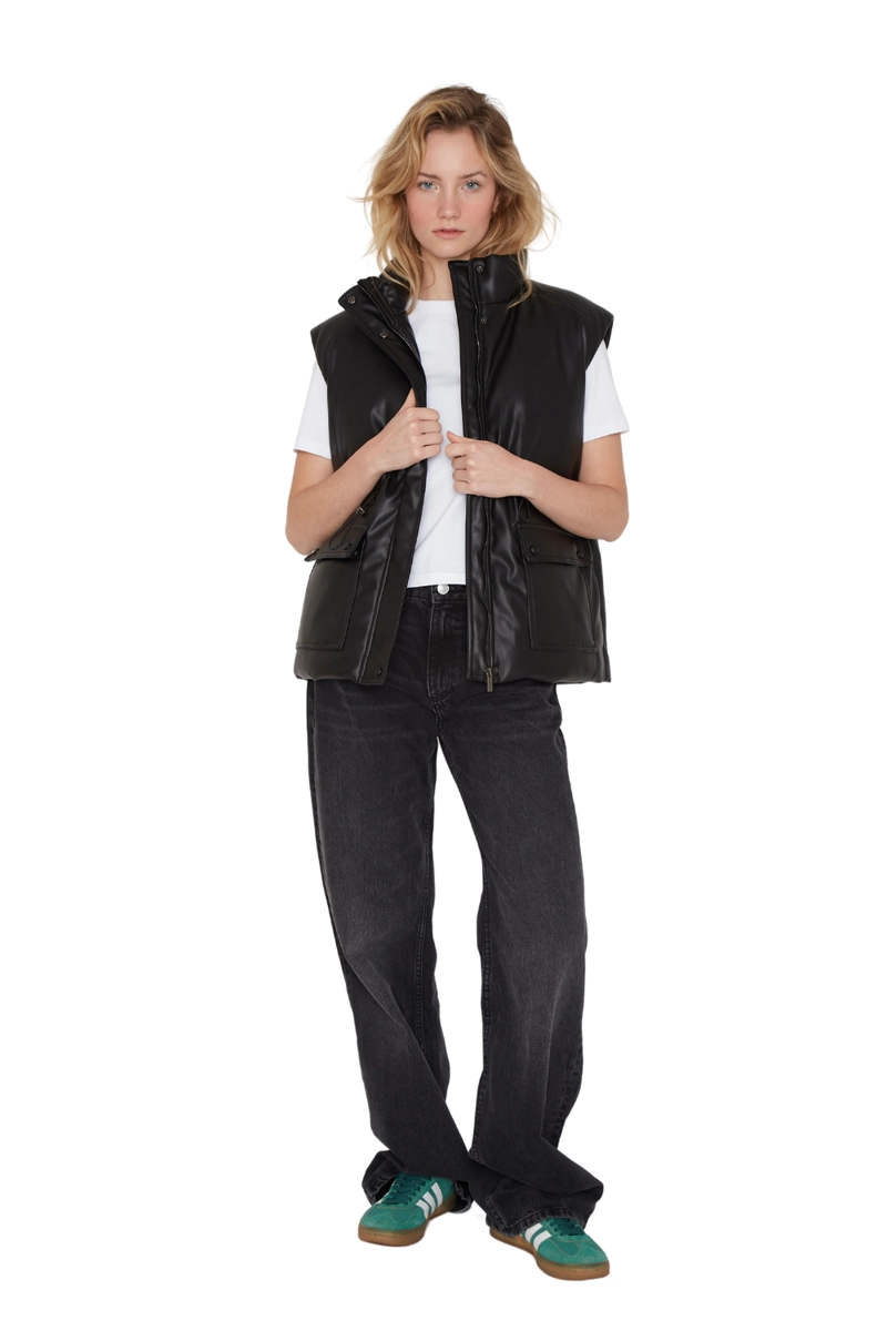 CHAQUETA KYLIE EN COLOR NEGRO JACINTA TIENDA - 6