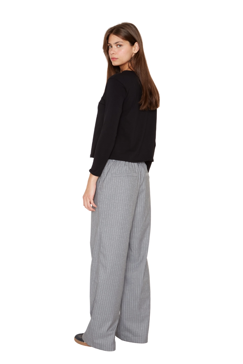 PANTALON PORTER LINEAS GRIS JACINTA TIENDA - 4