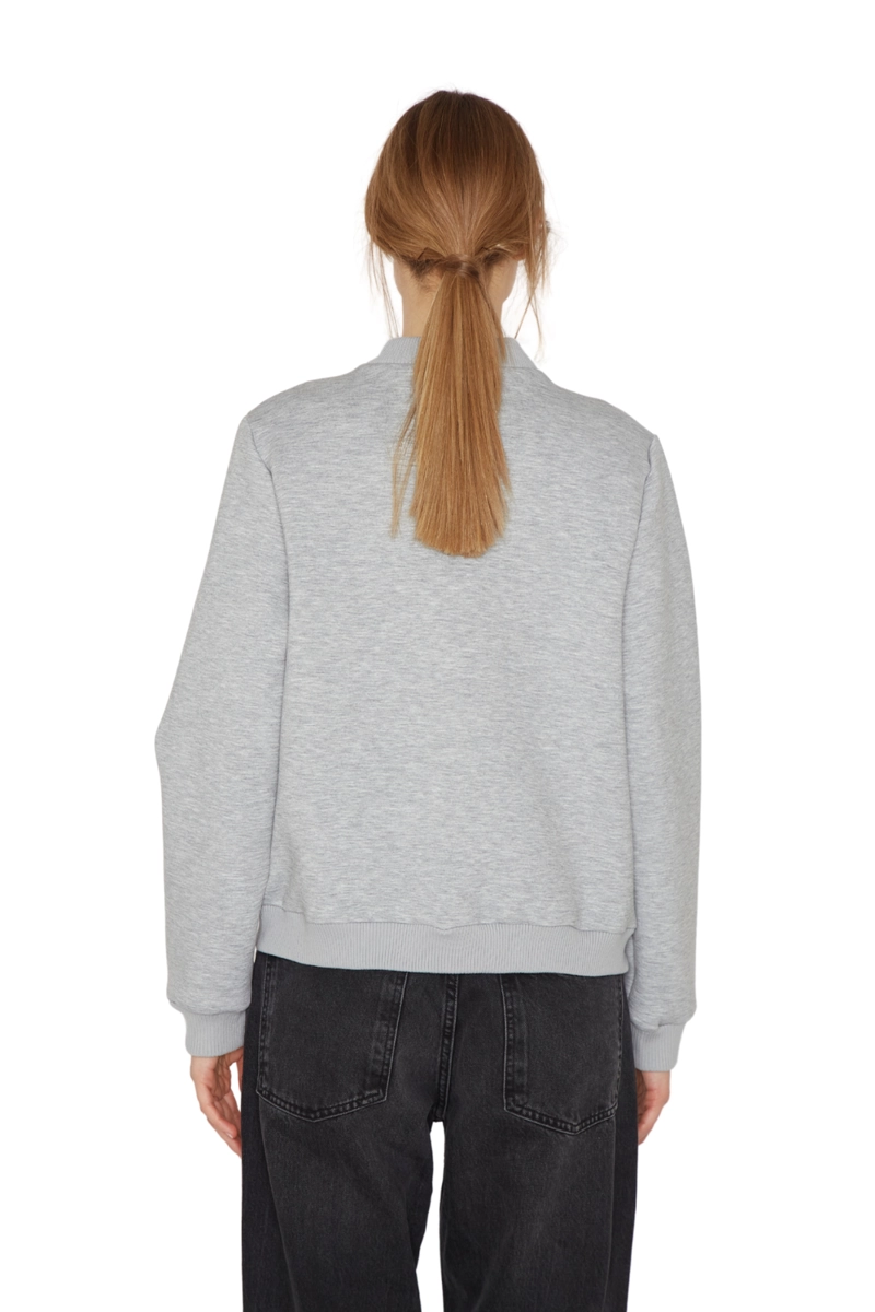 BOMBER SPORT GRIS JACINTA TIENDA - 5