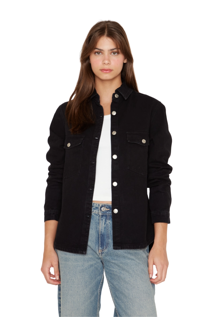 CAMISA PORTER BOLSILLOS EN COLOR NEGRO JACINTA TIENDA - 1