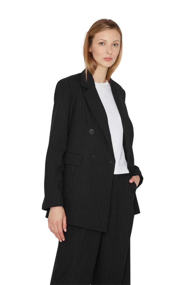BLAZER BOWEN LINEAS EN COLOR NEGRO JACINTA TIENDA - 2