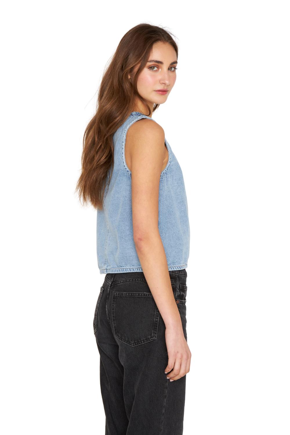 POLERA DENIM SIN MANGAS AZUL JACINTA TIENDA - 3