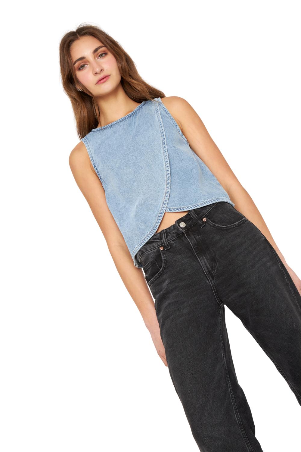POLERA DENIM SIN MANGAS AZUL JACINTA TIENDA - 4
