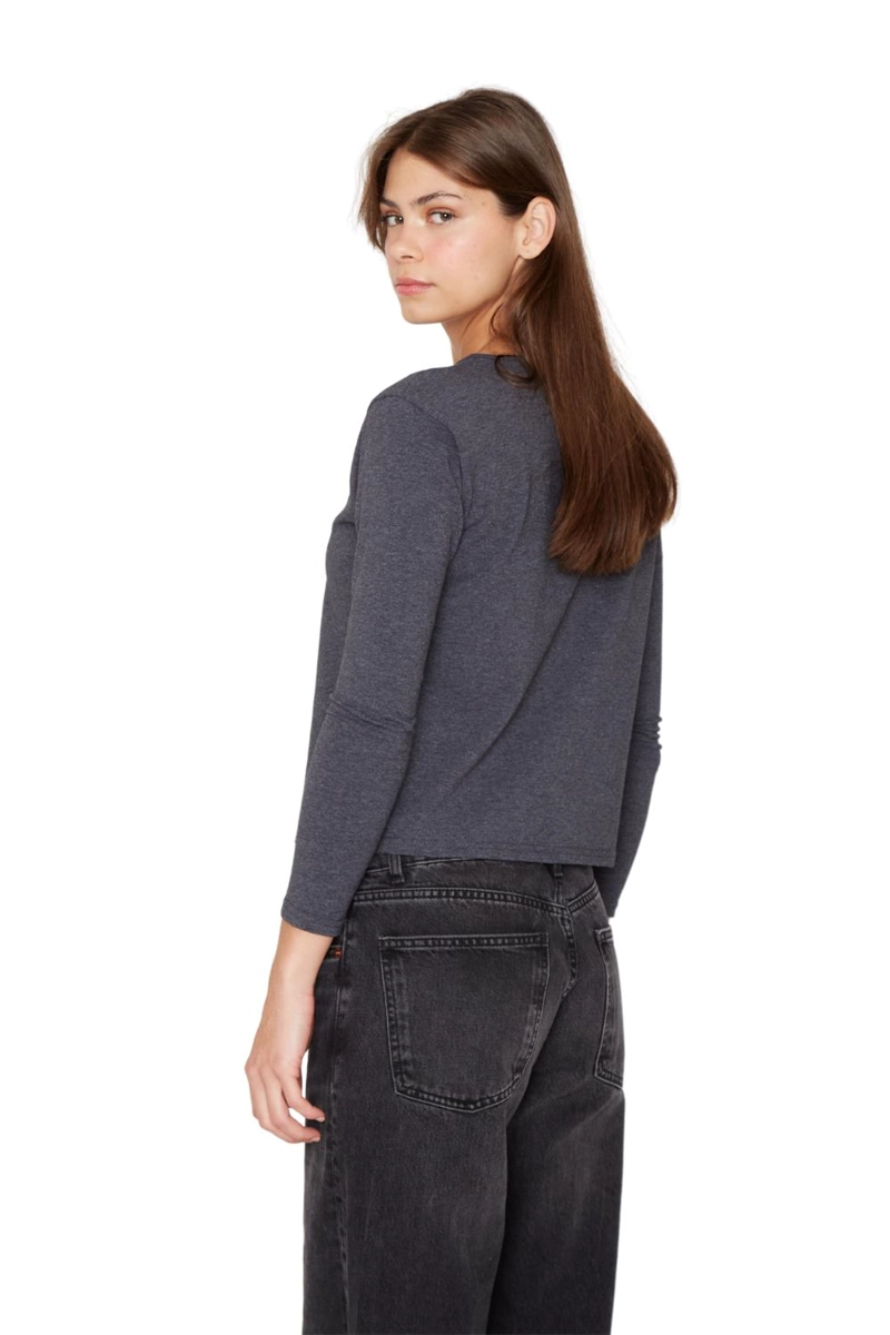 POLERA CLARA II GRIS OSCURO JACINTA TIENDA - 5