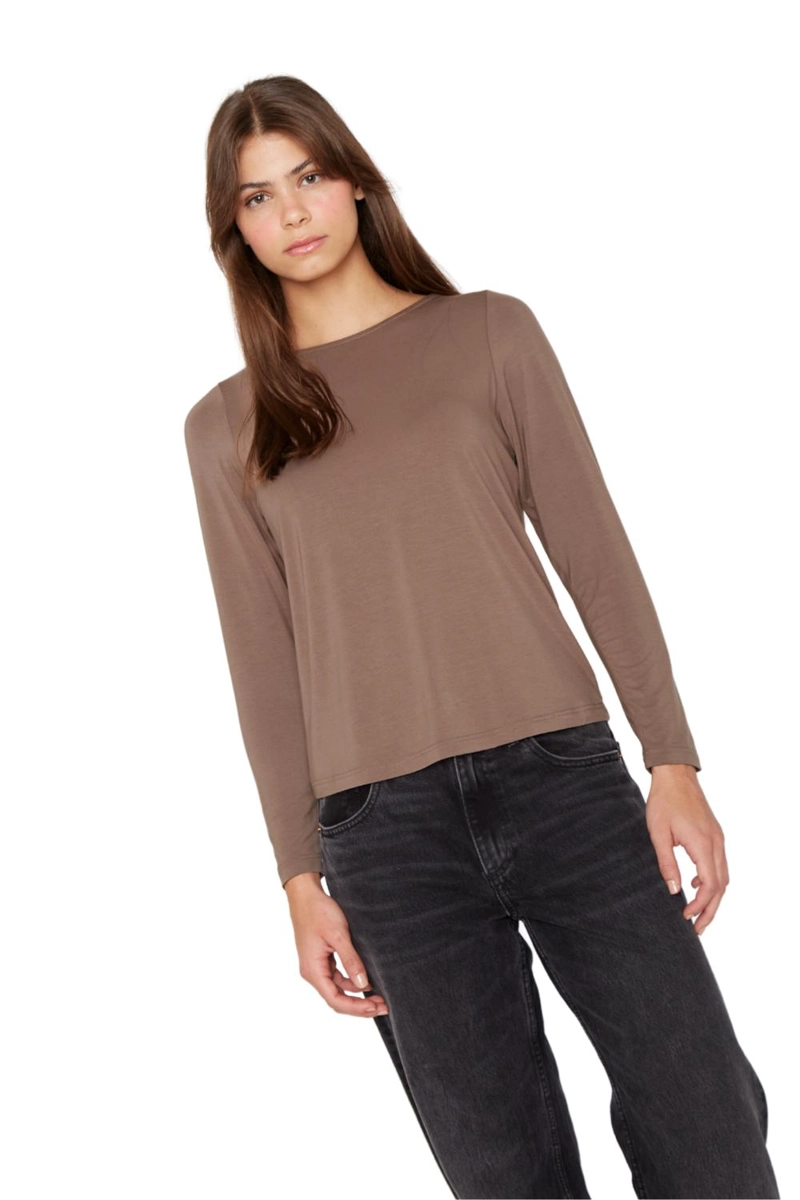 POLERA BIANCA II CAFE  JACINTA TIENDA - 2
