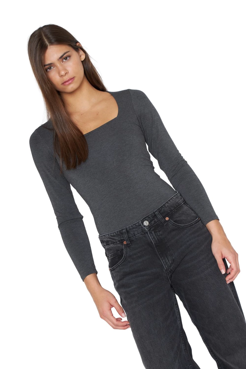 POLERA EMILIA GRIS JACINTA TIENDA - 4