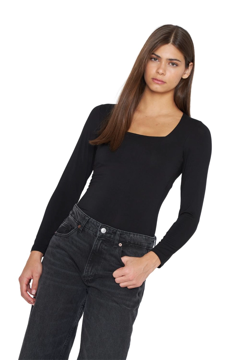 POLERA EMILIA NEGRA JACINTA TIENDA - 2