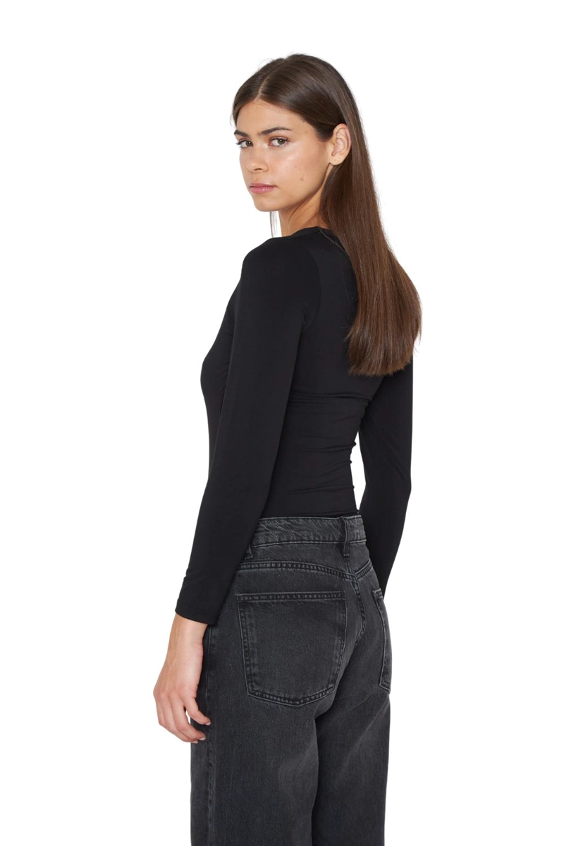 POLERA EMILIA NEGRA JACINTA TIENDA - 5