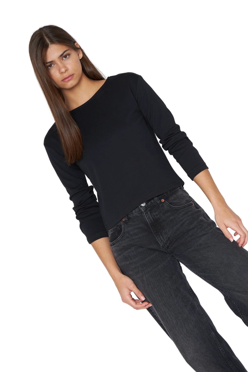 POLERA MARTINA NEGRA JACINTA TIENDA - 2