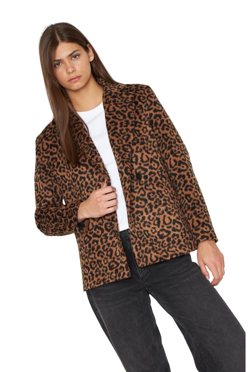ABRIGO GALA ANIMAL PRINT CAMEL JACINTA TIENDA - 5