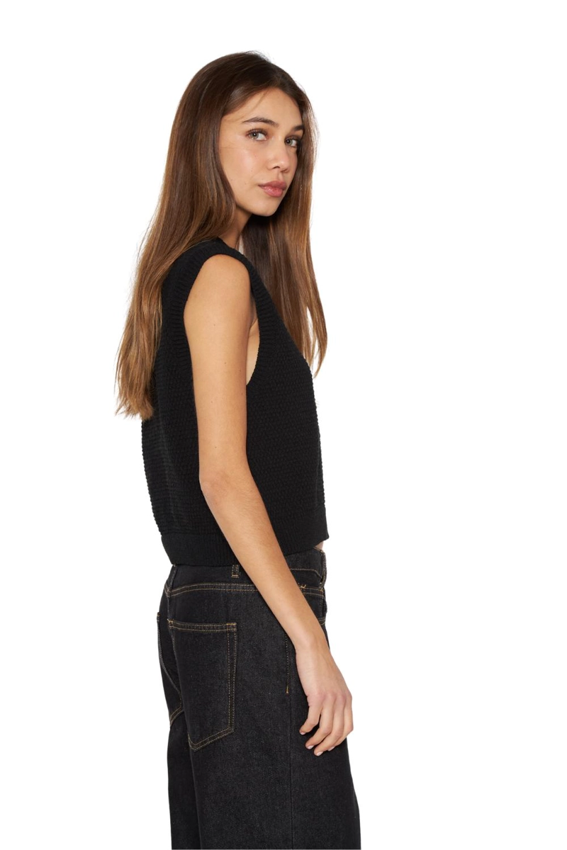 CHALECO JULIA SIN MANGAS NEGRO JACINTA TIENDA - 3
