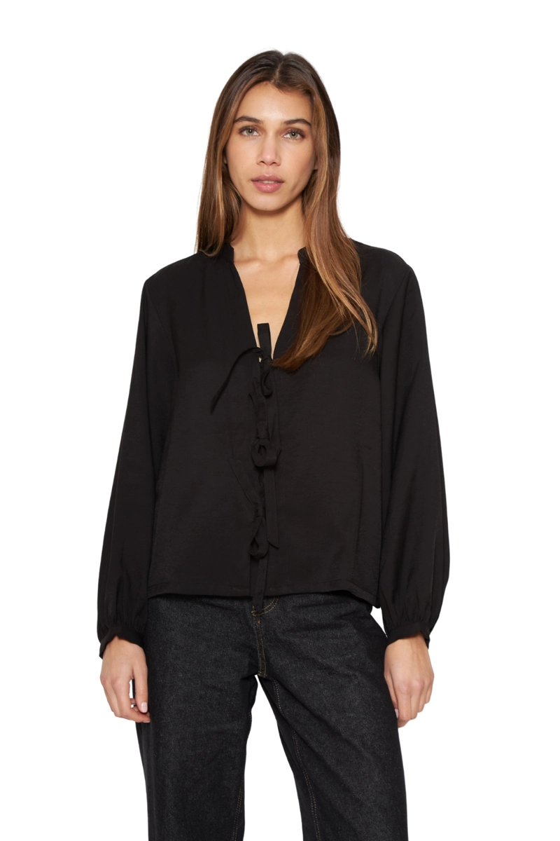 BLUSA CAMILA NEGRA JACINTA TIENDA - 1