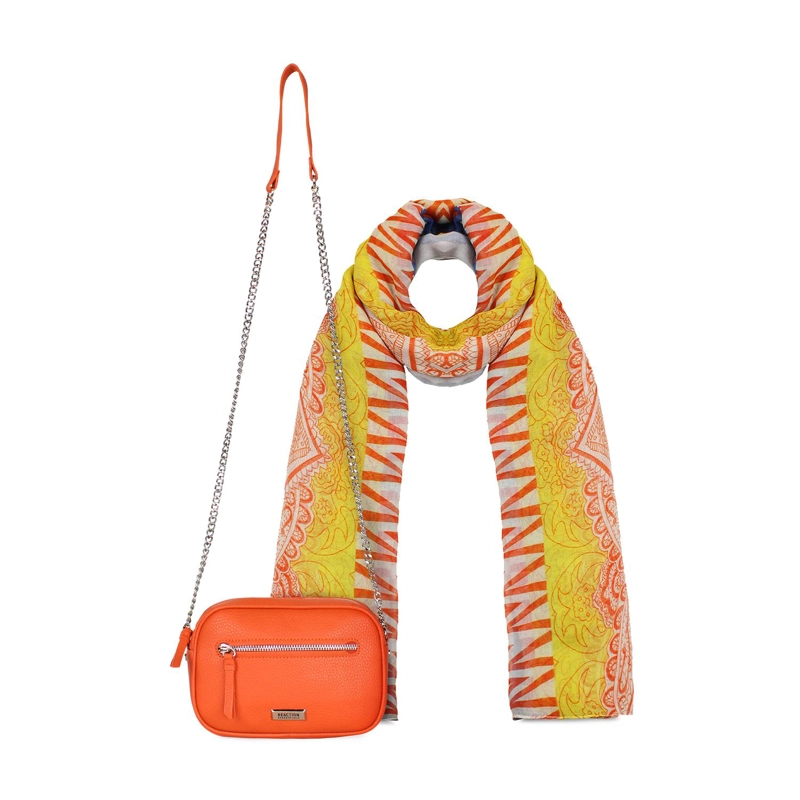 PACK KENNETH COLE CARTERA CALIXTA ORANGE + PAÑUELO JANIS GRIS - 1