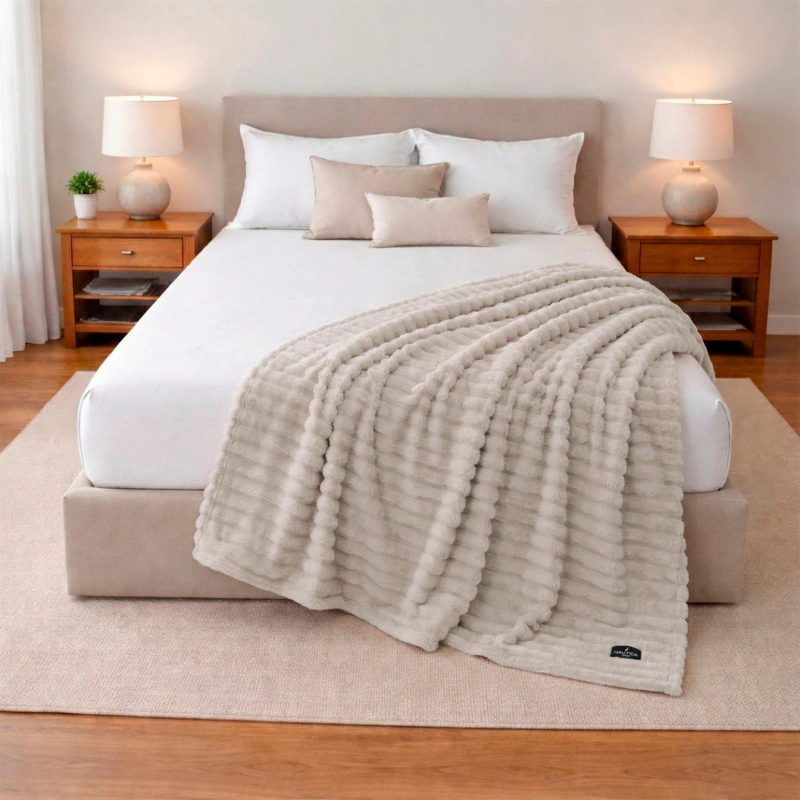 MANTA DE CAMA NAUTICA HOME JACQUARD FRANELA ULTRASUAVE 127X178CM - 1