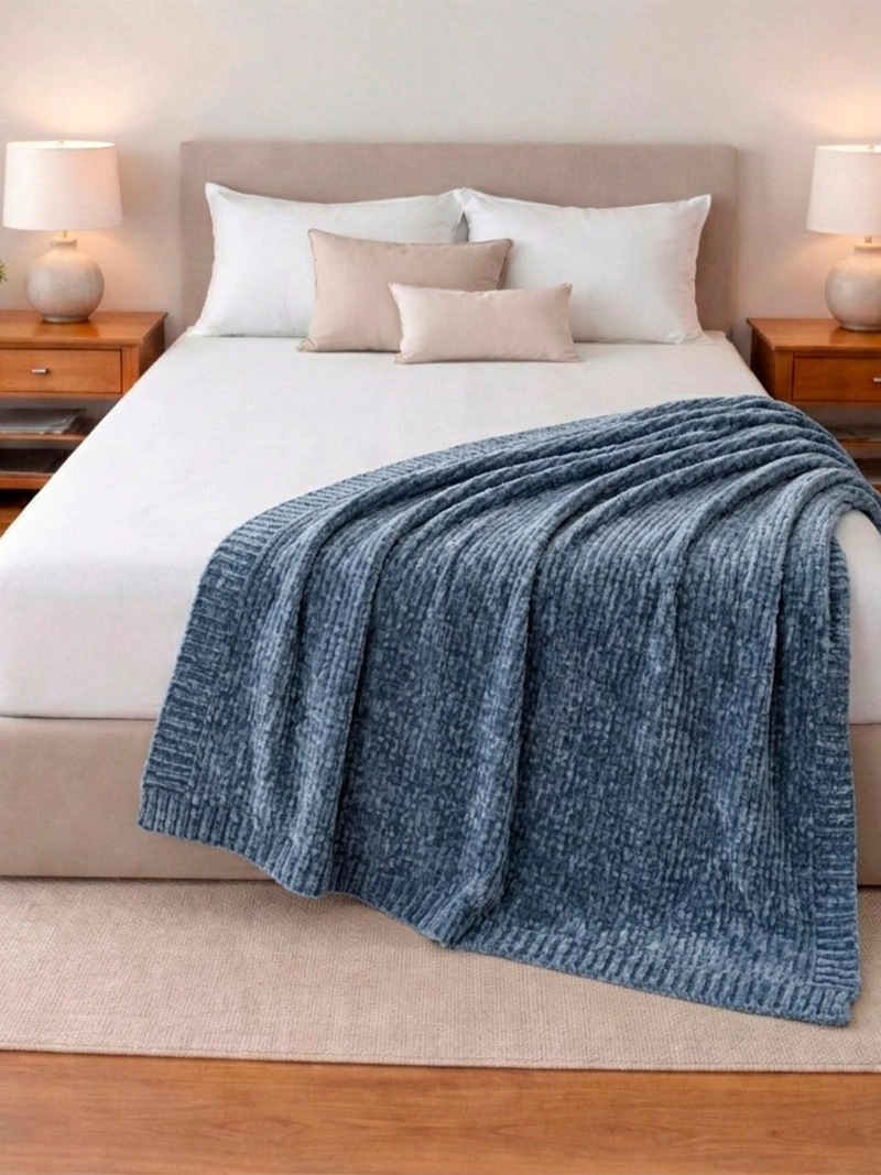 PACK 2 MANTAS DE CAMA NAUTICA HOME SHINY SUAVIDAD DE LUJO 127X152CM AZUL - 1