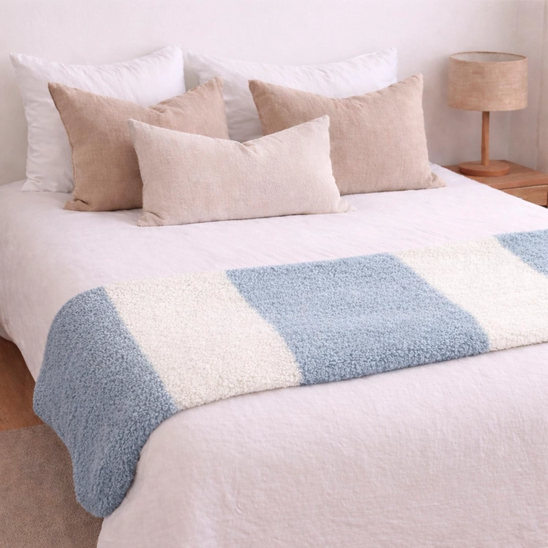 MANTA DE FRANELA NAUTICA 127X152 FLUFFY CAMA SOFA SUAVIDAD SUPERIOR CELESTE - 1