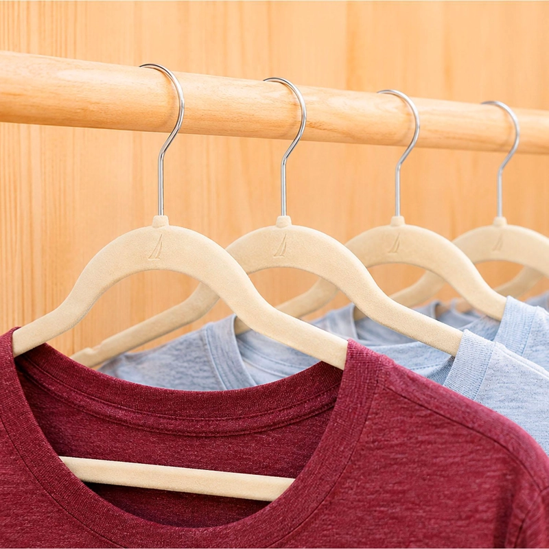 COLGADORES DE ROPA PACK 50 BEIGE ANTIDESLIZANTE NAUTICA HOME - 1