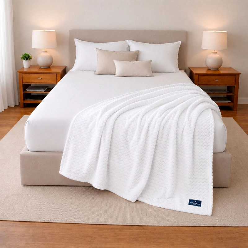 PACK 2 MANTAS DE CAMA NAUTICA HOME JACQUARD FRANELA SUAVE 127X178CM BLANCA - 1