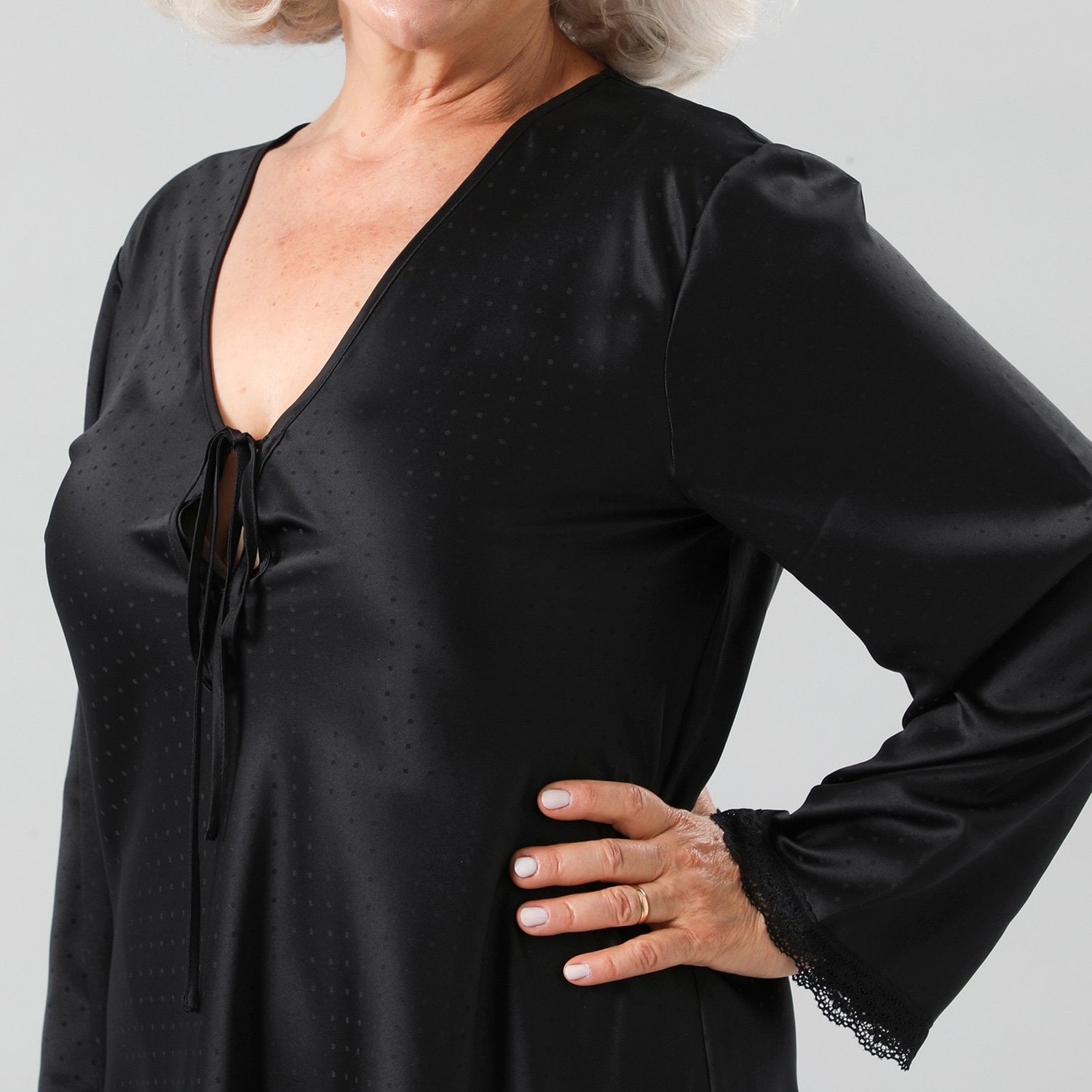 CAMISOLA MUJER FLORES NEGRO 33248 AMARRA SATIN JACQUARD M LARGA - 3