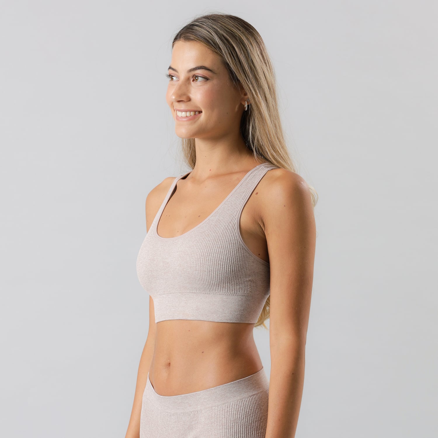 PETO SEAMLESS RIB ESPALDA SPORT - 2