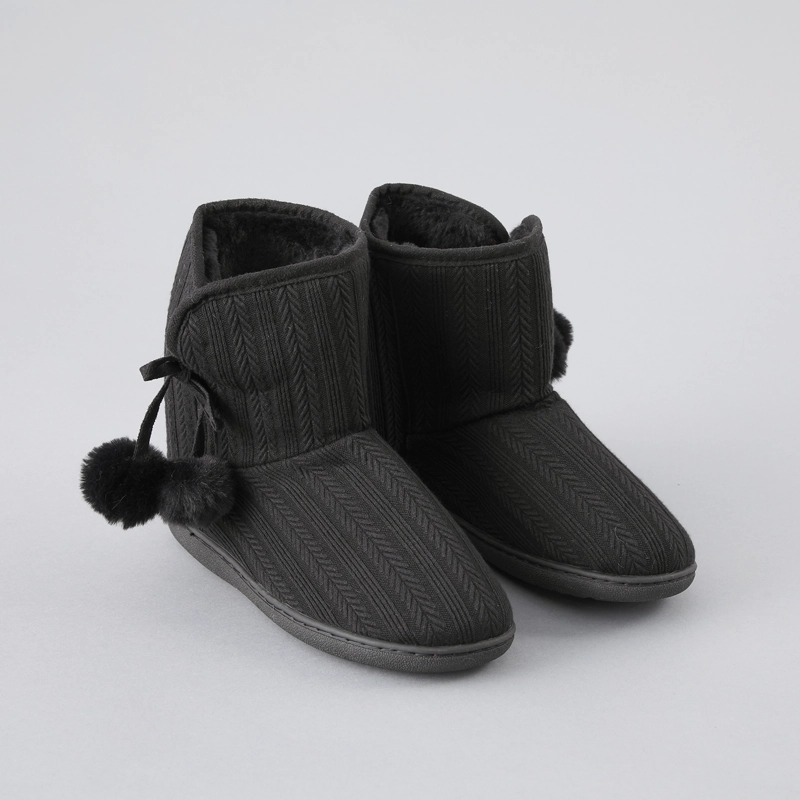 BOTA PANTUFLA MUJER TEJIDA EN COLOR NEGRO - 1