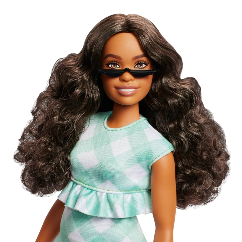 BARBIE FASHIONISTAS - 240 - FALDA Y BLUSA VERDE + LENTES - 4