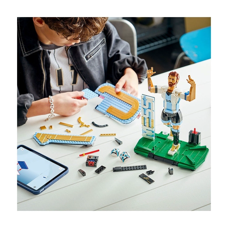 LIONEL MESSI LEYENDA DEL FUTBOL LEGO SPECIAL EDITION - 6