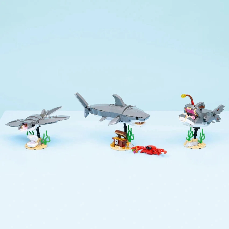 TIBURON FEROZ CON COFRE DEL TESORO LEGO CREATOR - 9