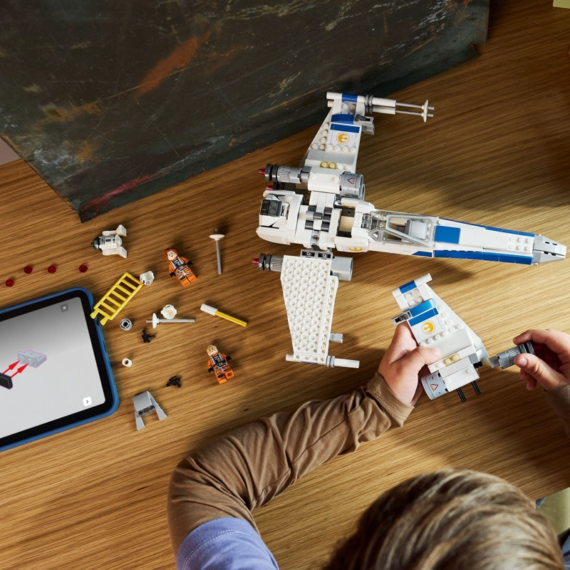 LEGO STAR WARS CAZA ESTELAR ALA X-WING DE LA NUEVA REPUBLICA - 9