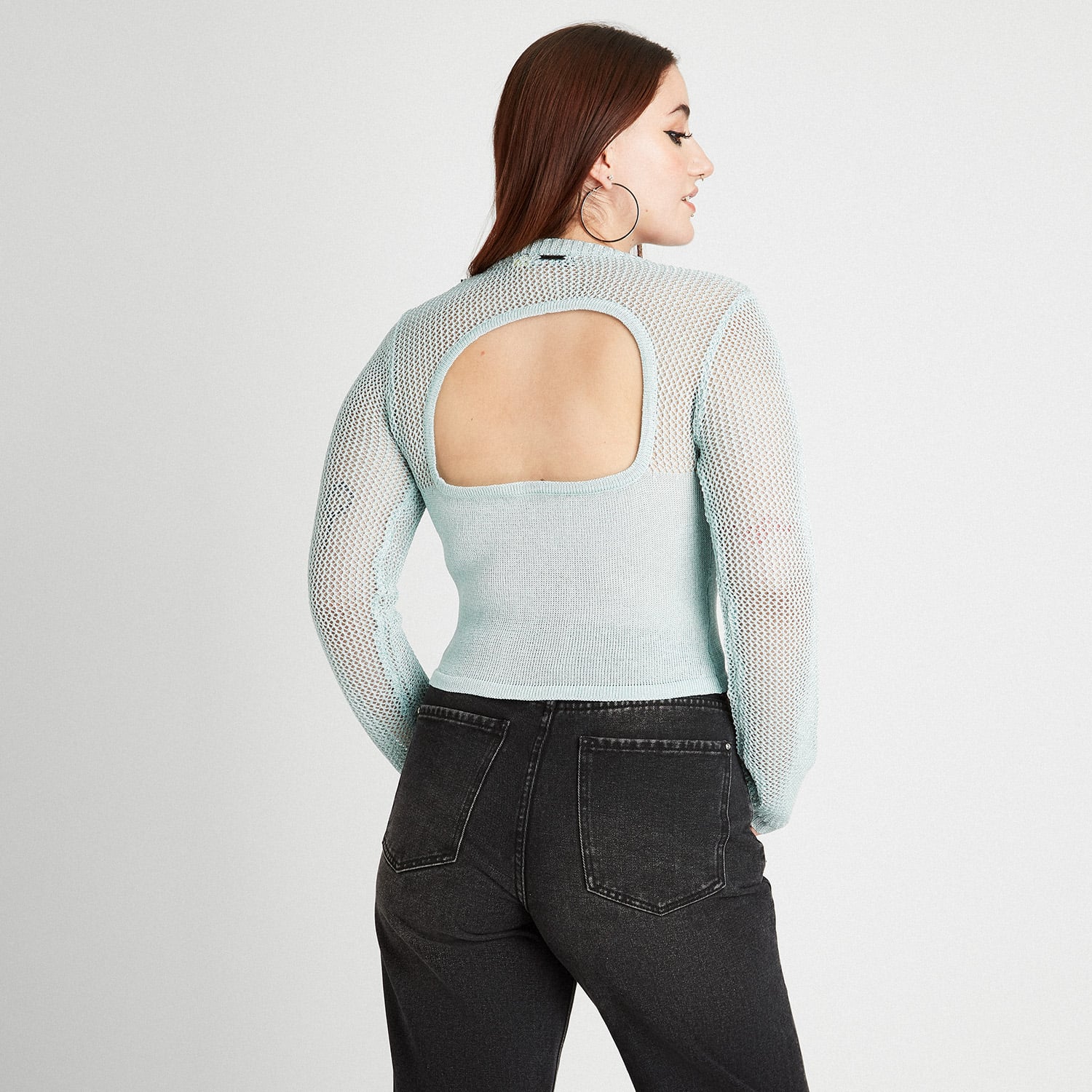 SWEATER CALADO DE LUREX CON ABERTURA EN ESPALDA CELESTE - 2