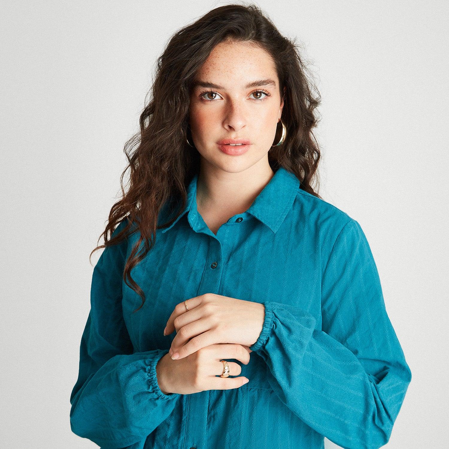 BLUSA MANGA LARGA TELA DE FANTASÍA AZUL PETRÓLEO - 3