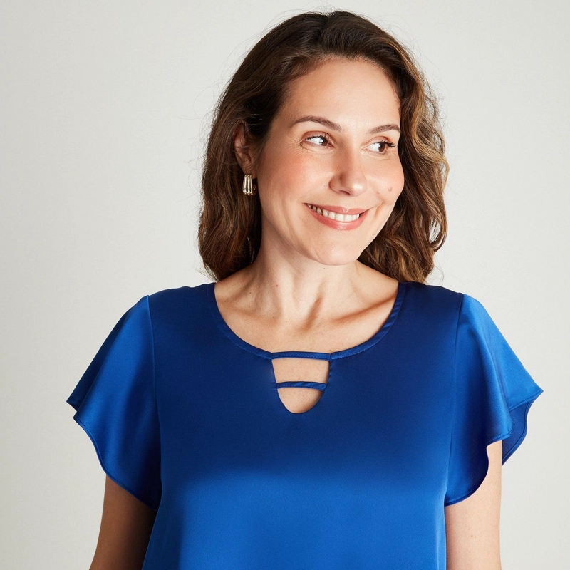 BLUSA AZUL TAJALI EN ESPALDA - 3