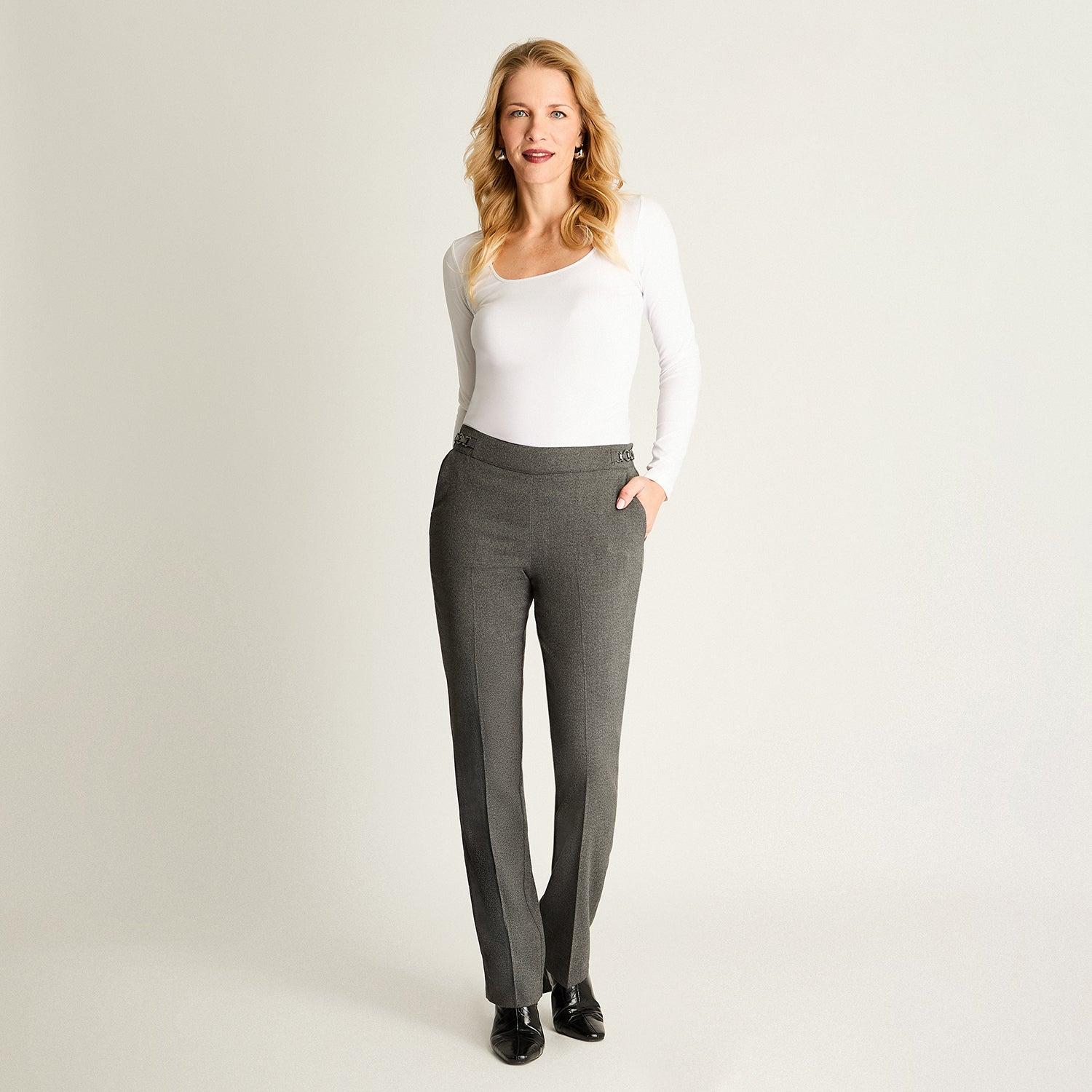 PANTALON SASTRERO CON CADENA EN COSTADOS GRIS - 4