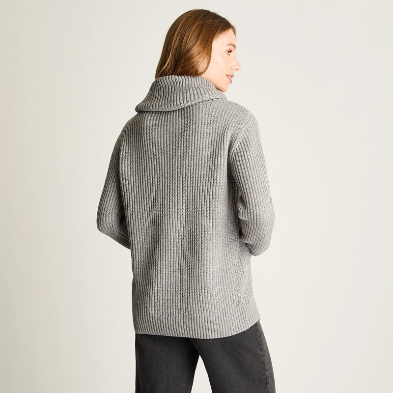 SWEATER GRIS CUELLO BOTE CON TRENZADO - 2