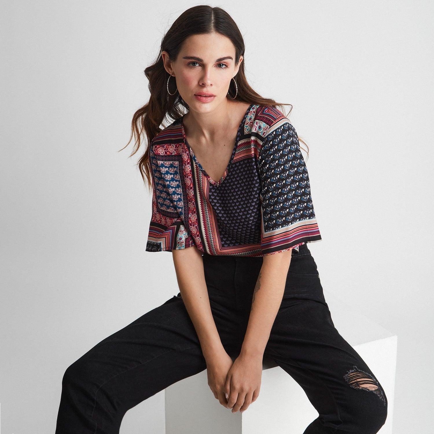 JEANS SKINNY EN COLOR NEGRO 5 BOLSILLOS CON ROTURAS - 3
