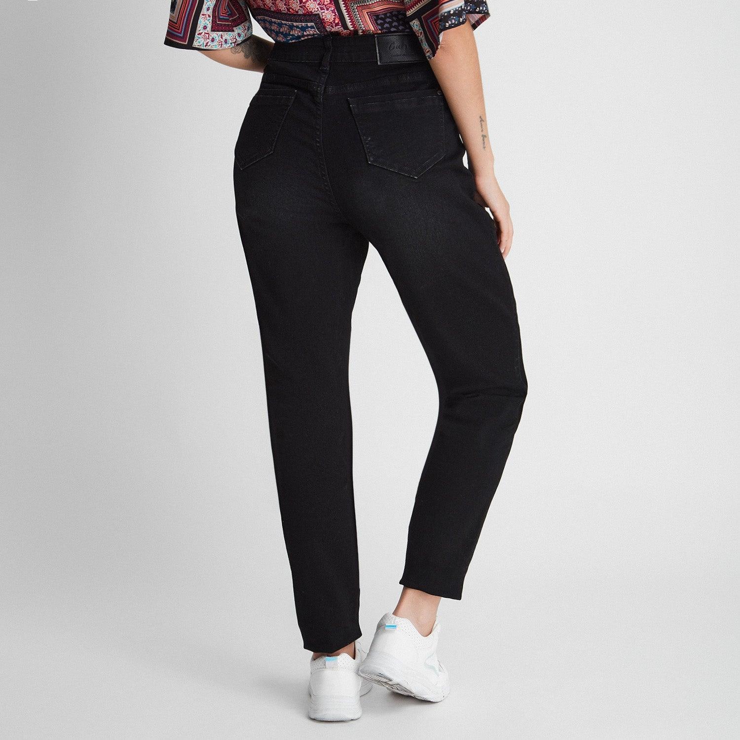 JEANS SKINNY EN COLOR NEGRO 5 BOLSILLOS CON ROTURAS - 4