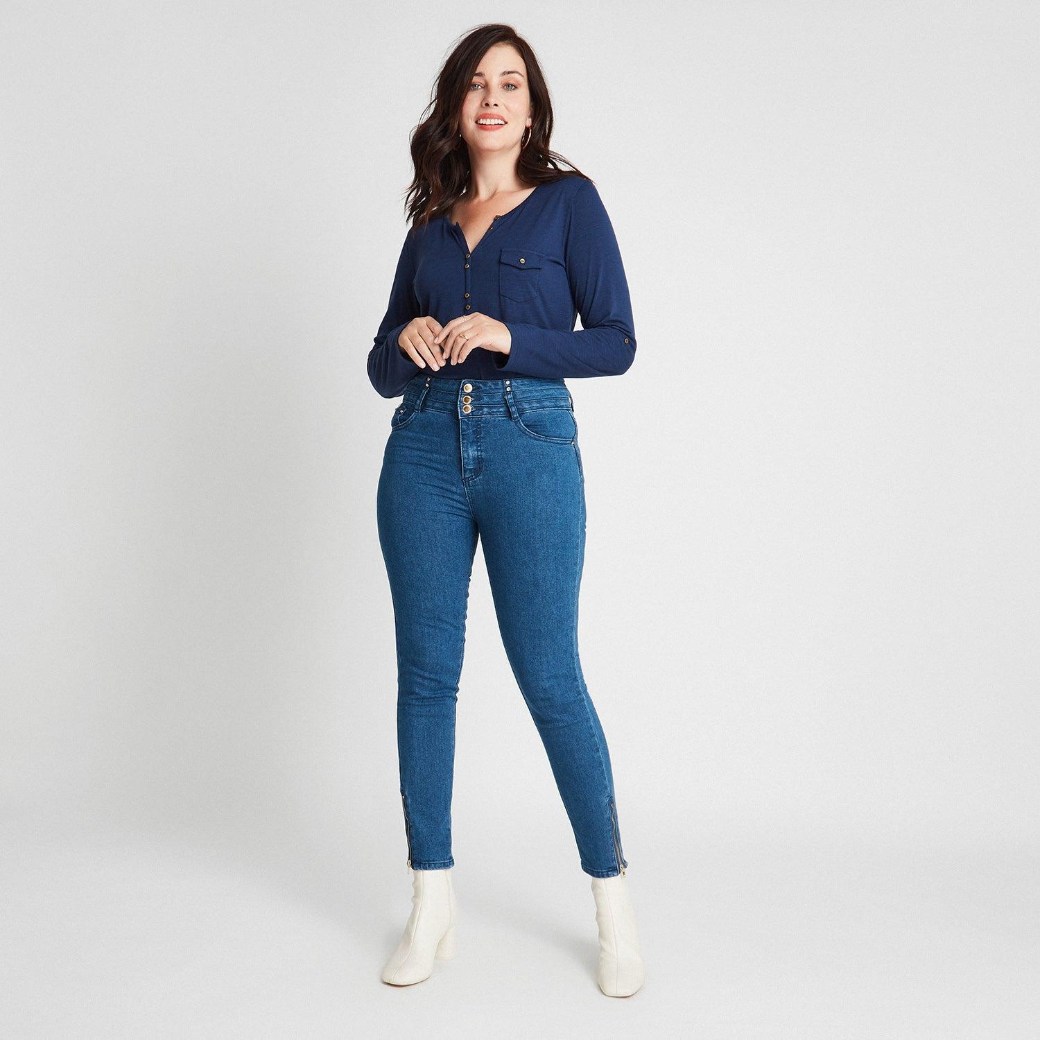 JEANS PITILLO CON PRETINA ANCHA Y CIERRE EN BOTA - 4