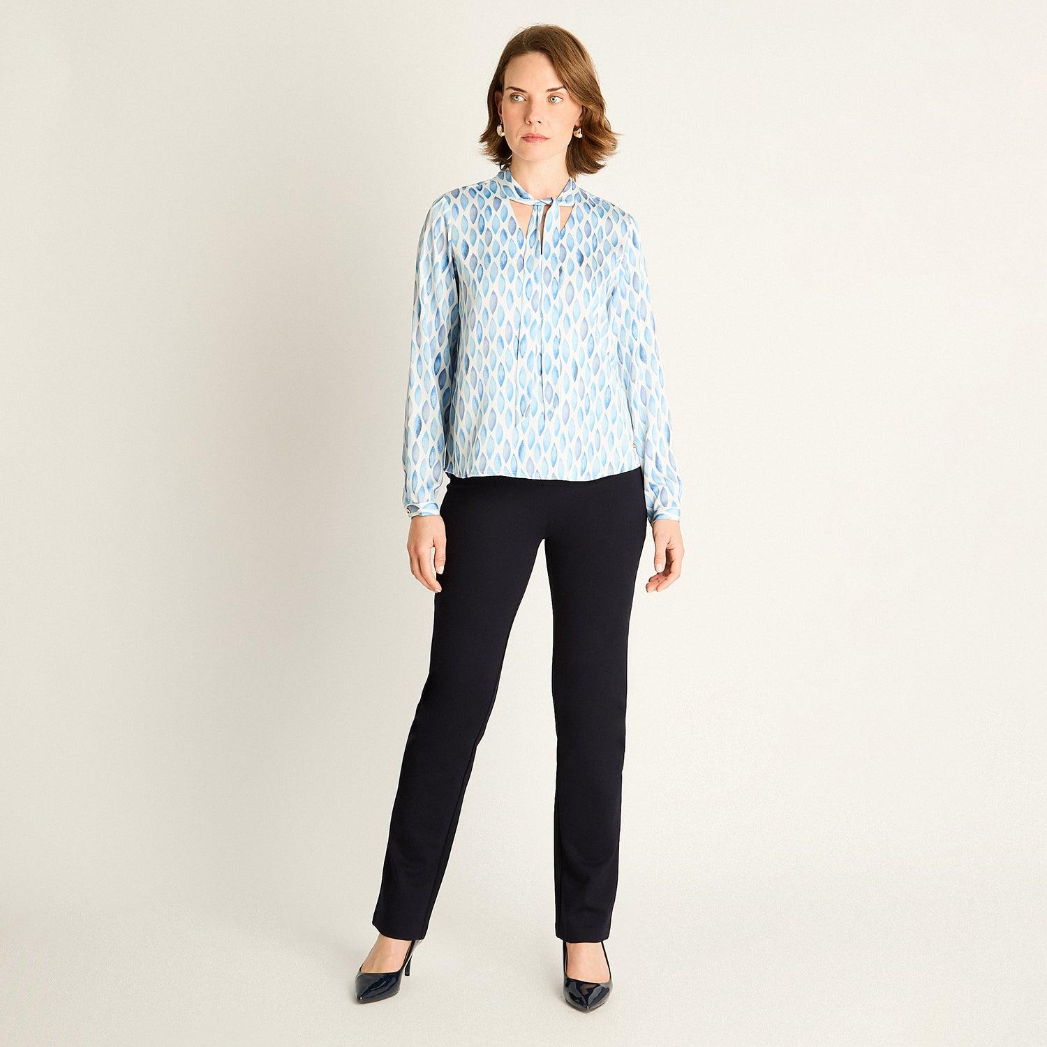 BLUSA CELESTE CON ESTAMPADO GEOME TRICO - 4