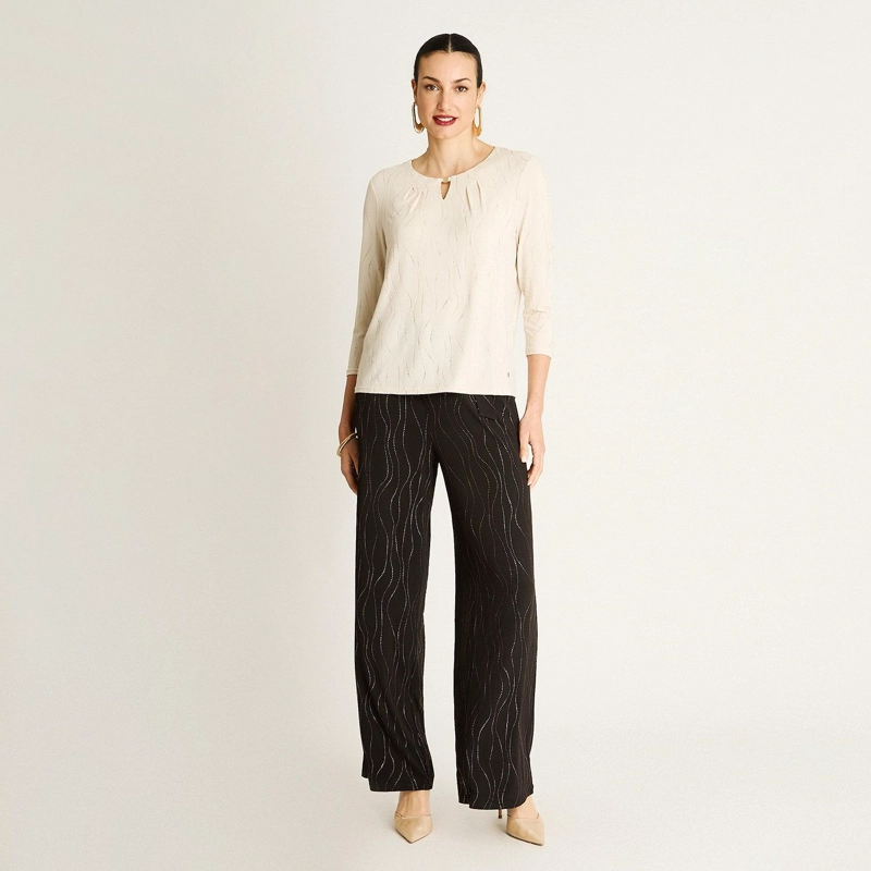 POLERA BEIGE CON BRILLO ONDULADO - 4