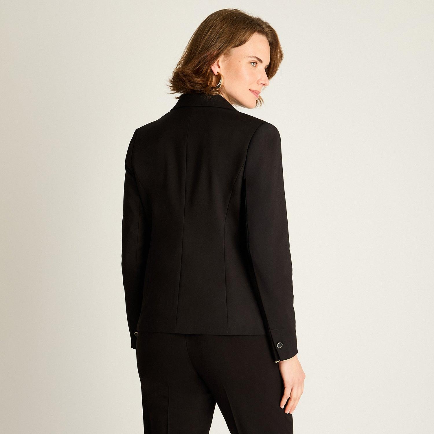 BLAZER NEGRO DE CORTE CLASICO - 2