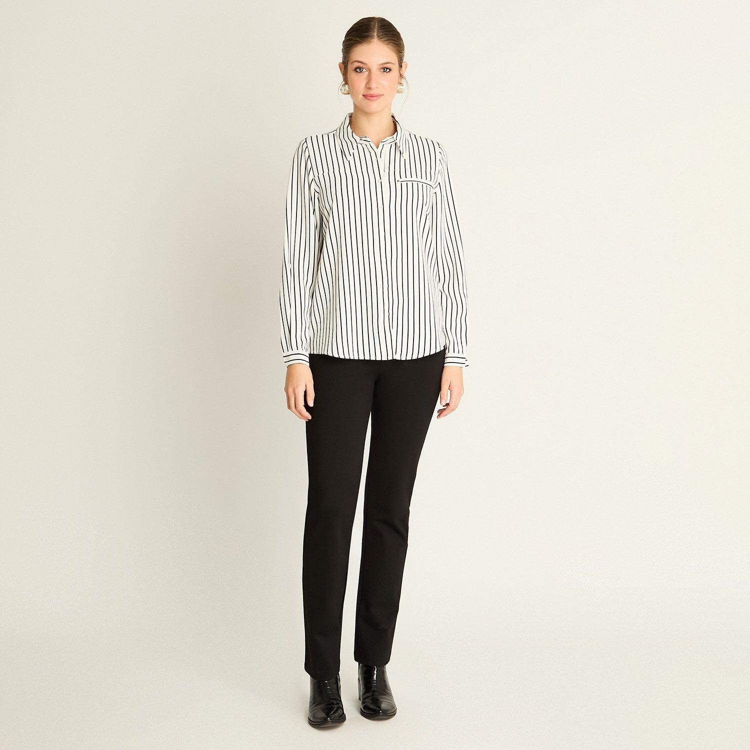 BLUSA BLANCA CON RAYAS FINAS - 4