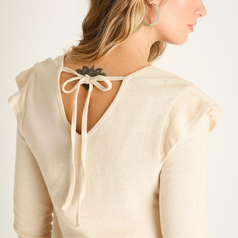 POLERA BEIGE MANGA LARGA - 4