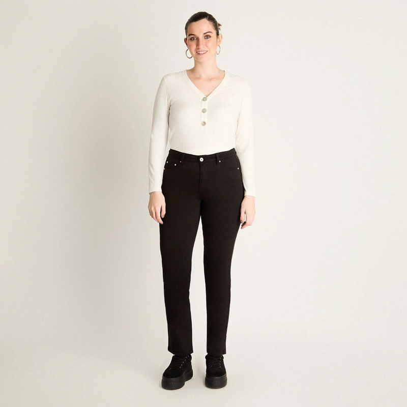 JEANS NEGRO RECTO 5 BOLSILLOS - 4