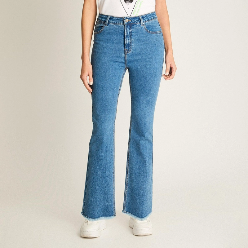JEANS AZUL FLARE TIRO MEDIO - 1
