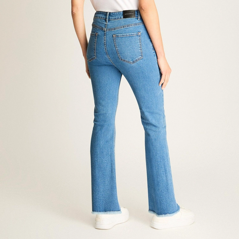 JEANS AZUL FLARE TIRO MEDIO - 2