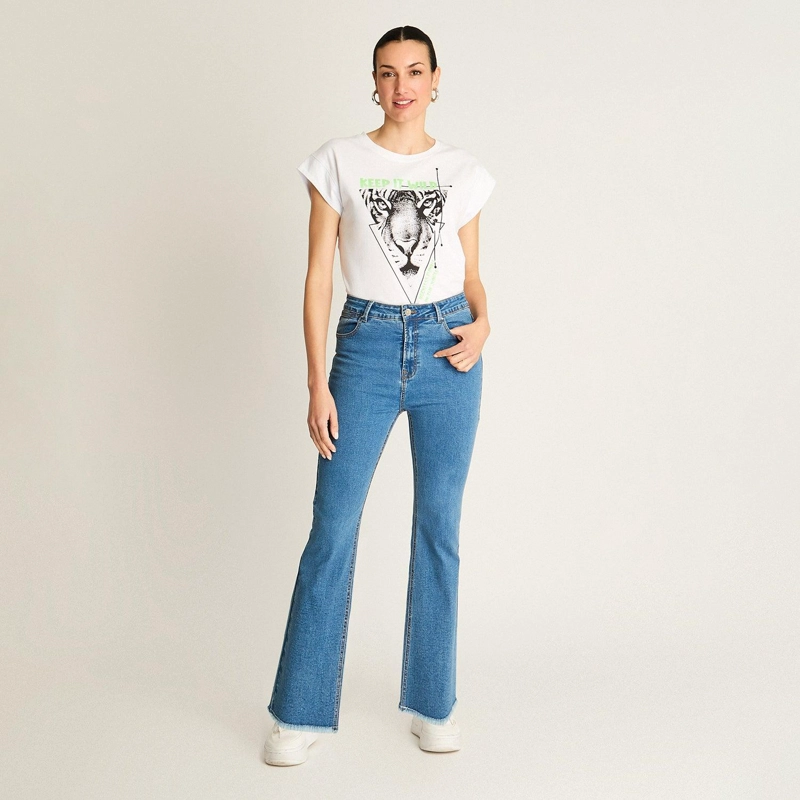 JEANS AZUL FLARE TIRO MEDIO - 4