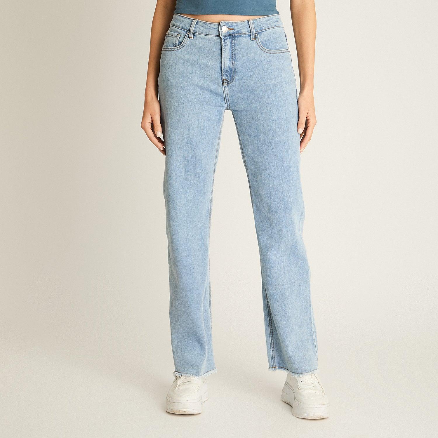 JEANS CELESTE CORTE SEMI FLARE - 1